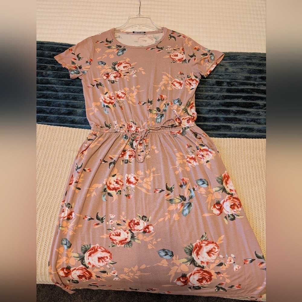 Floral Print Dress in Pink Size L